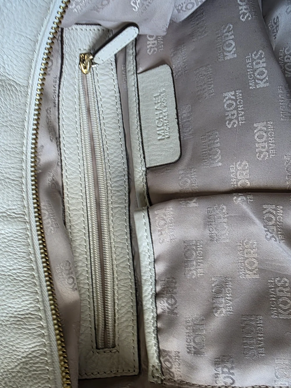 Michael Kors White Leather Tote Bag with Gold Hardware